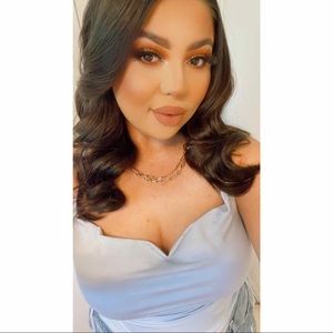 Meet your Posher, Ana